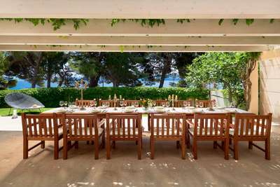 Alfresco Dining