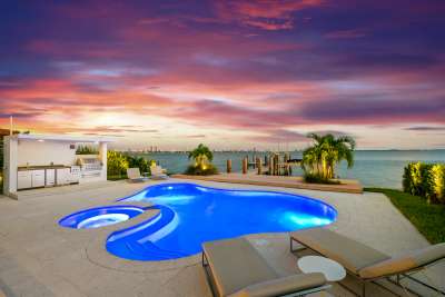 Freeform Pool