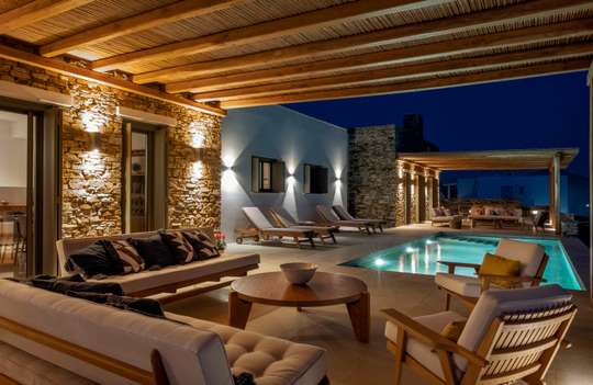 Outdoor Lounge Area