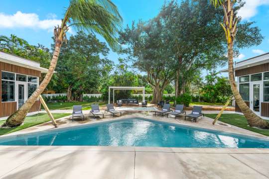 Private Pool