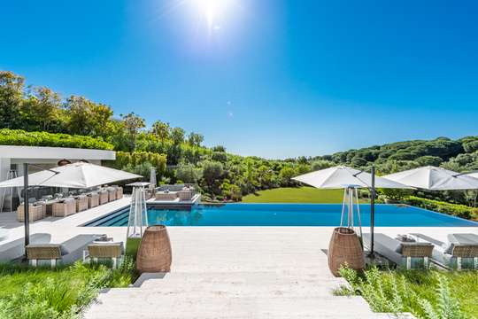 Infinity Pool