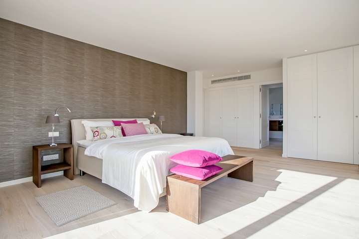 Bedroom 1 - Master Suite