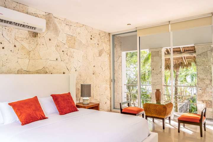 Bedroom 1 - Master Suite