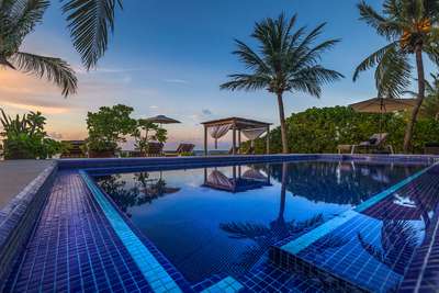 2 Swimming Pools
